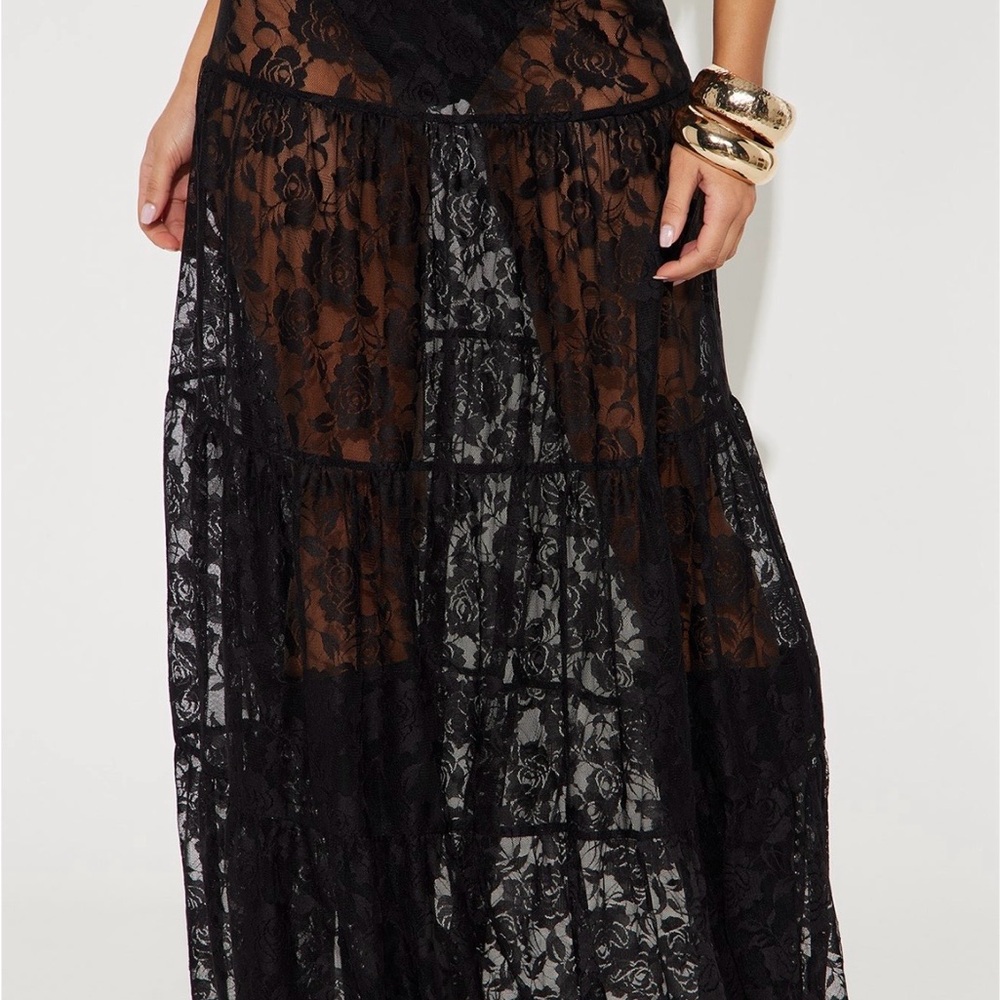 Fashion Nova Black Floral Lace Maxi Skirt